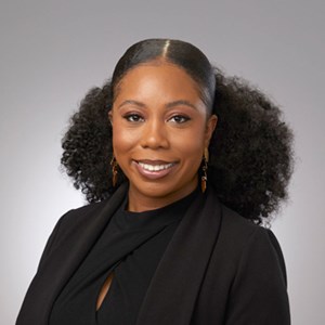 Photo of Dr. Cearra Harris.
