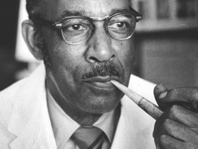 Dr Vivien Thomas